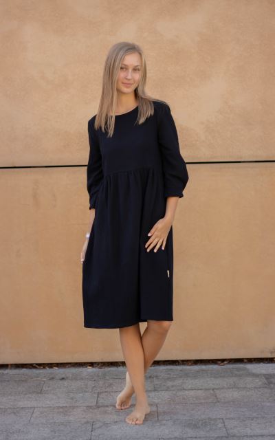Mušelínové šaty z biobavlny nabírané černé